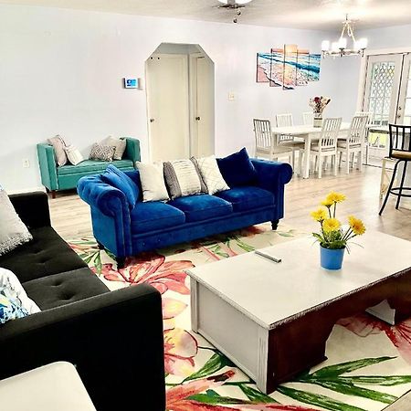 A Cozy Space Coast Retreat تيتوسفيل المظهر الخارجي الصورة