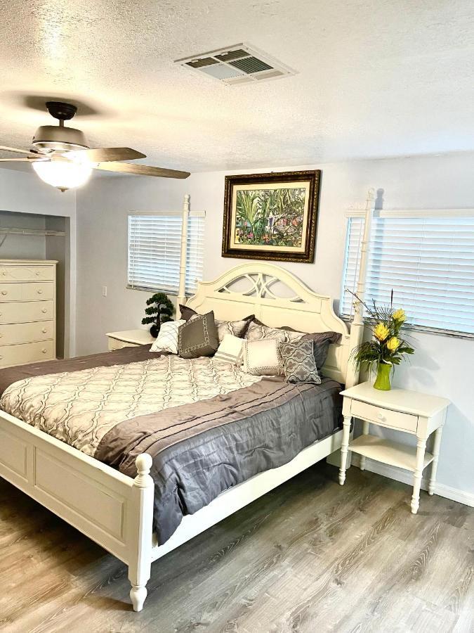 A Cozy Space Coast Retreat تيتوسفيل المظهر الخارجي الصورة