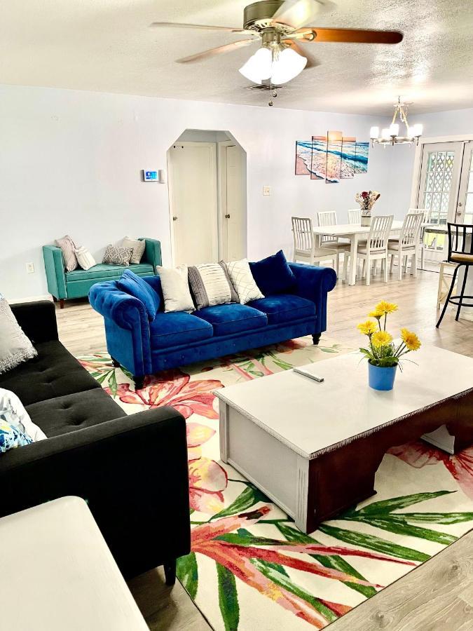 A Cozy Space Coast Retreat تيتوسفيل المظهر الخارجي الصورة